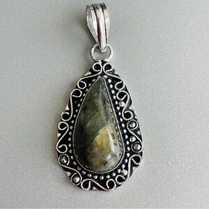 Natural Labradorite Teardrop Filigree Dotted Sterling Silver Pendant Nec…